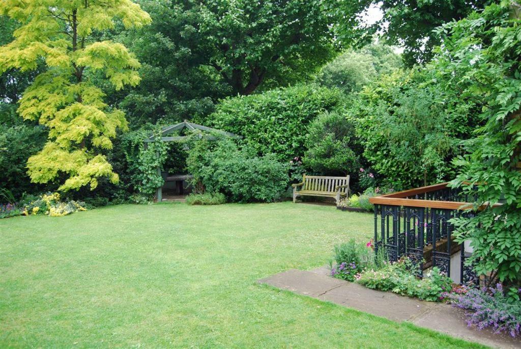 4 St Martins Almshouses Apartman London Kültér fotó